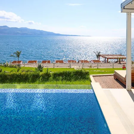 Palmera Vip Villa Saranda